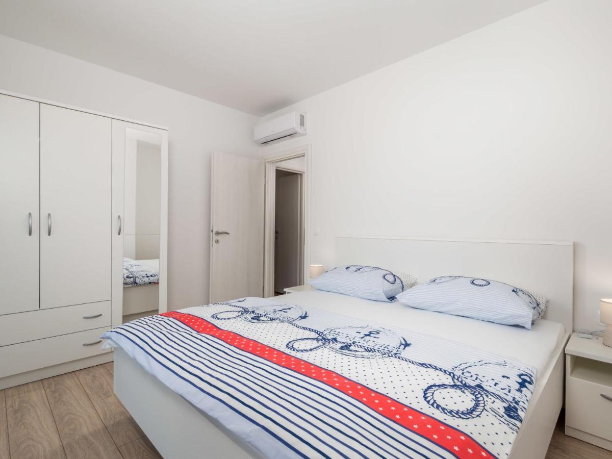 Holiday Home Villa Palma - Krk148 By Interhome Pinezići 외부 사진